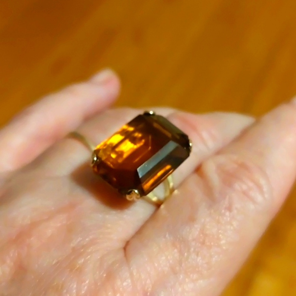 Smoky Quartz Ring (Faux) with Original Avon Box size 6.5-7 Vintage Avon 1978